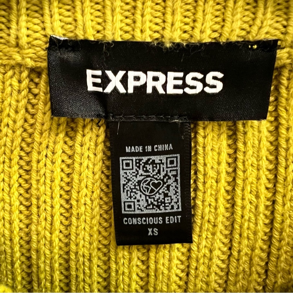 EXPRESS Ribbed Crew Neck Sweater-Yellow - Picture 6 of 7